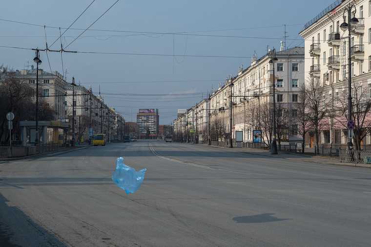 Уральский фотограф показал, как коронавирус изменил Екатеринбург. «Грусть, тоска, уныние». Фото