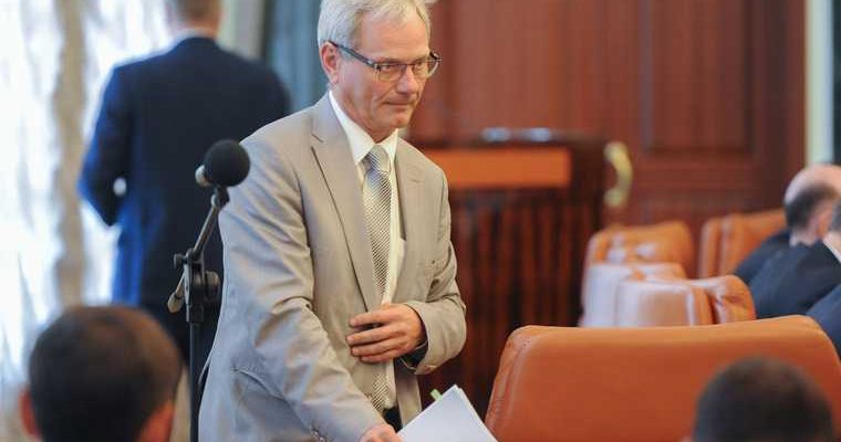 Челябинская область миндортранс Александр Филиппов отставка увольнение Текслер