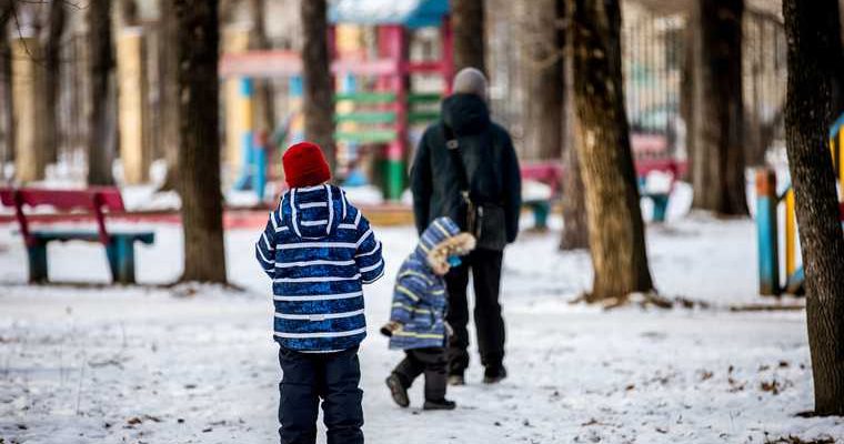 Семьи с детьми смогут получить выплаты