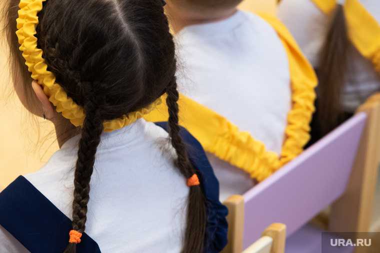 новости хмао детские утренники коронавирусный запрет ответ губернатора хмао наталья комарова запретила посещать выпускной пройдет в онлайн формате праздник для детей в детском саду