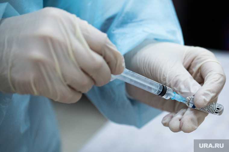 коронавирус прививка вакцина