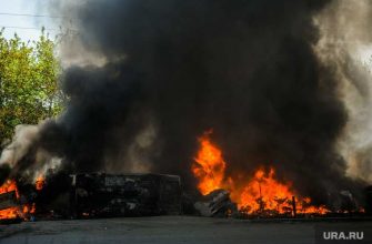 в Екатеринбурге начался пожар