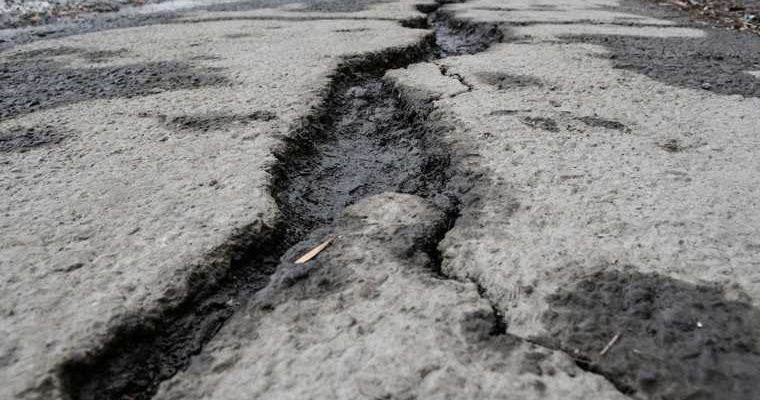 трещина на федеральной трассе разваливается дорога в советском районе Советский — Ловинское месторождение